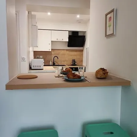 Apartment Jardin Entre Cite Et Bastide