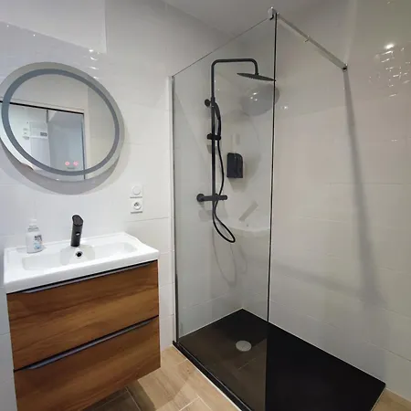 Apartment Jardin Entre Cite Et Bastide *