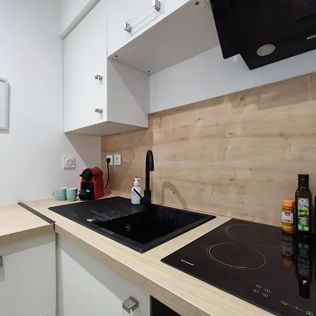 Apartment Jardin Entre Cite Et Bastide *