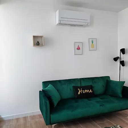 Jardin Entre Cite Et Bastide Apartment *